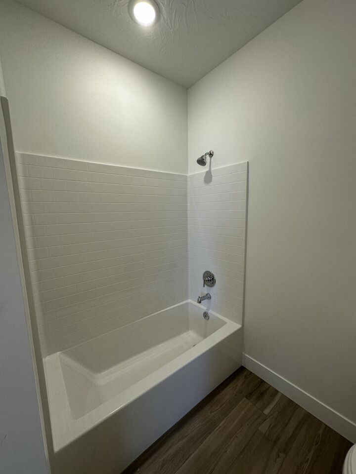 Property Photo: 6051 Silver Birch Ln 6-201 UT 84790