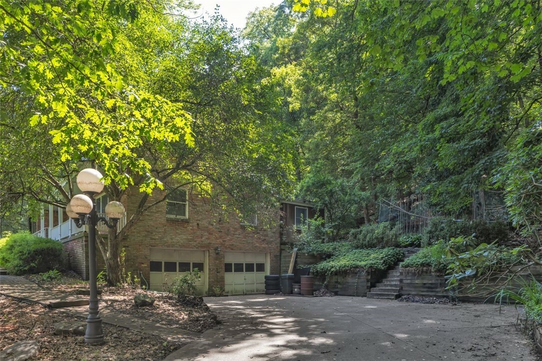 Property Photo: 4287 Trouthaven Dr PA 15668