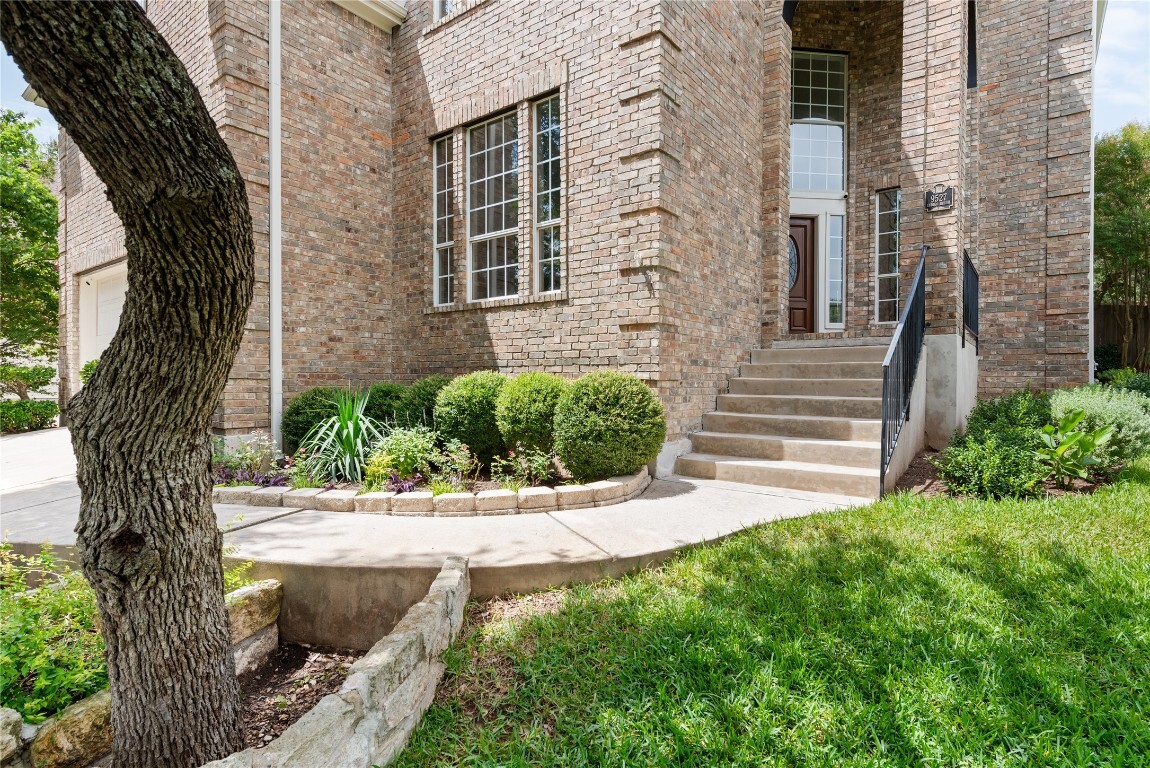 Property Photo: 9527 Indigo Brush Drive TX 78726