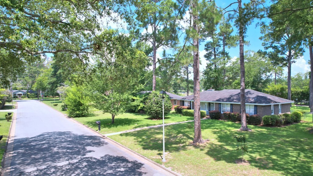 Property Photo: 2019 Gail Avenue GA 31707