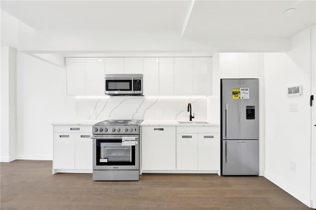 Property Photo: 428 East 9th Street Ph4 NY 11218