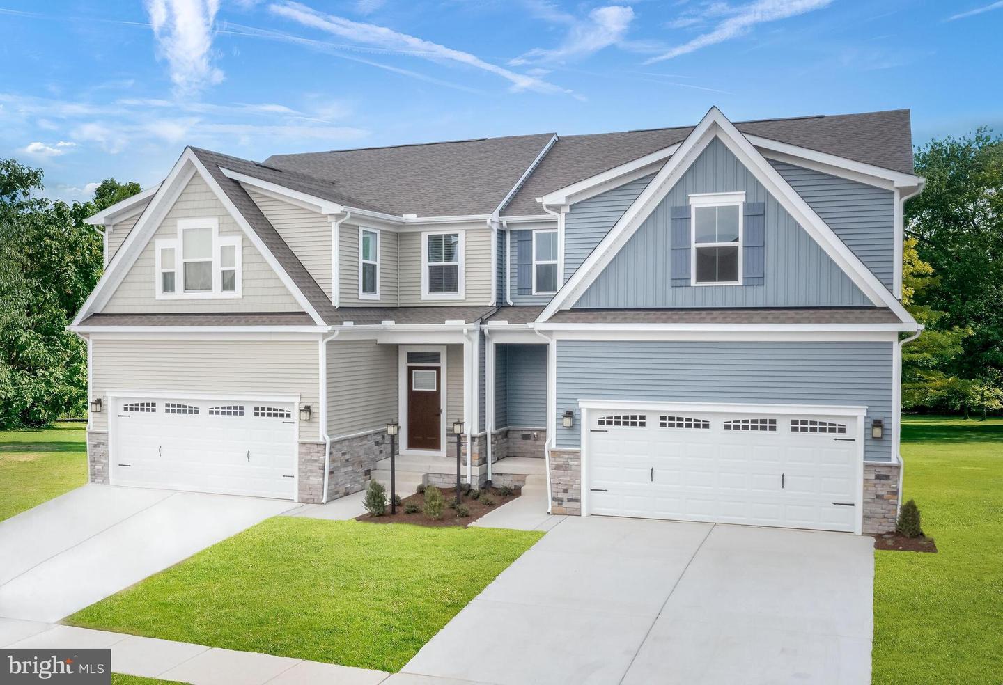 Property Photo: 826 Jack Nicklaus Circle PA 17403