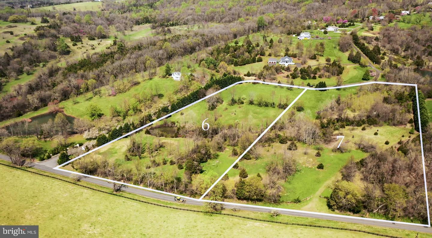 Property Photo:  Lot 7 Hawthorne Drive  VA 22733 