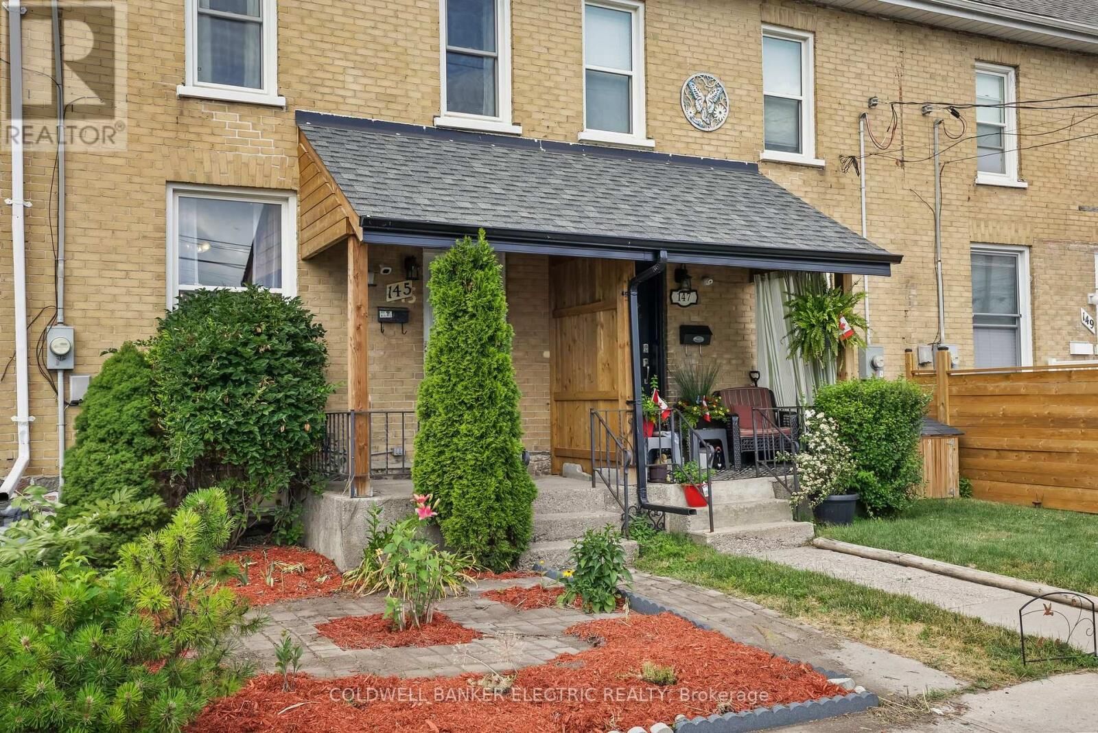 Property Photo:  145 Stewart Street  ON K9J 3M3 