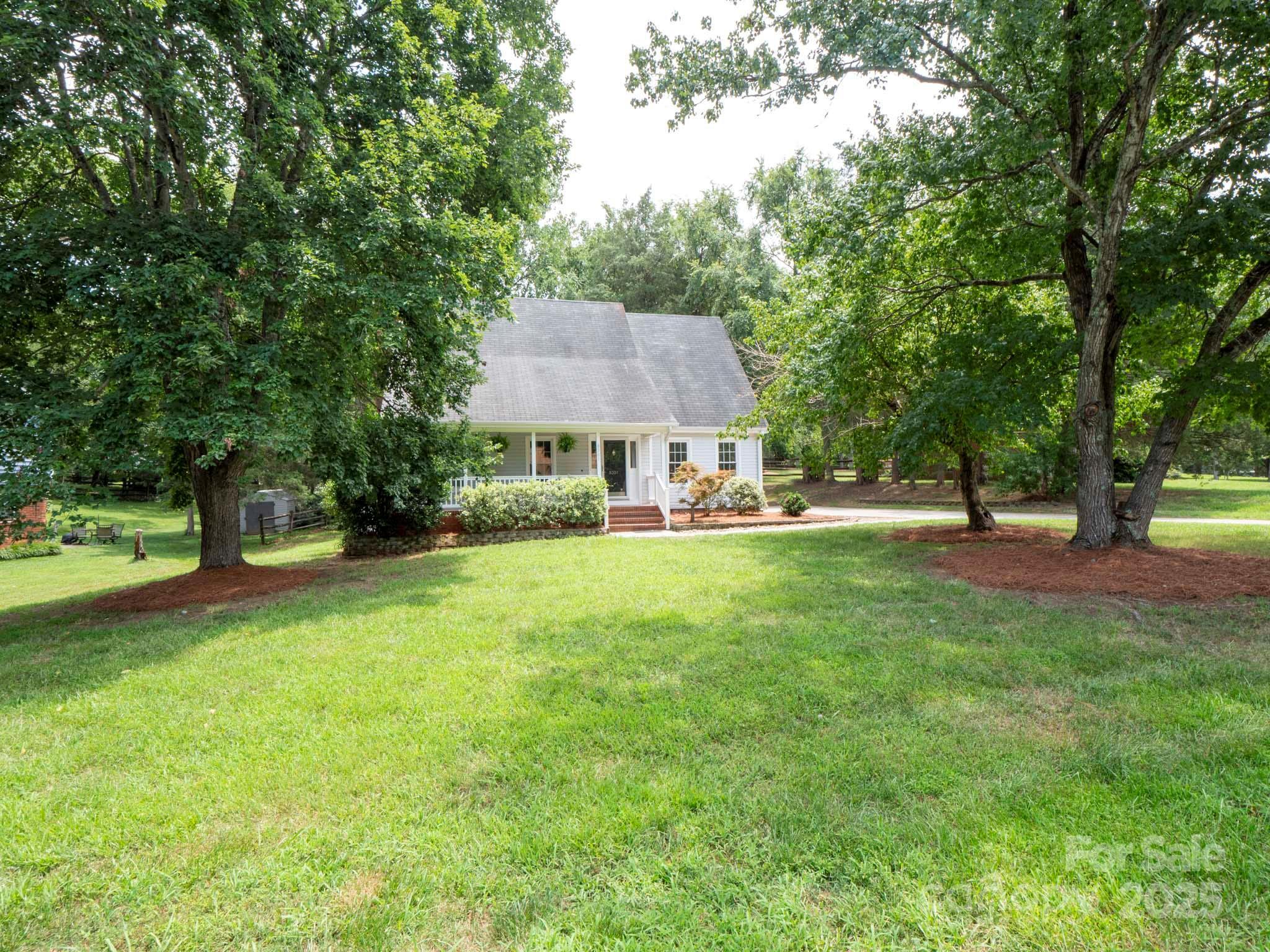 Property Photo: 8301 Tifton Road NC 28226
