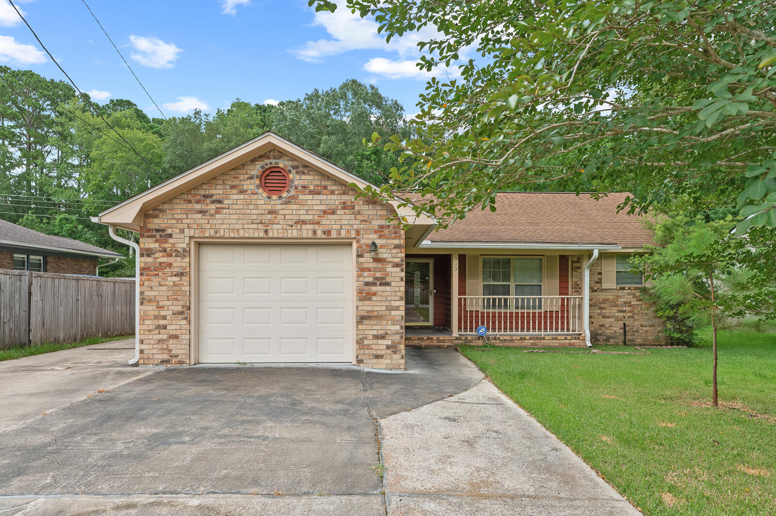 Property Photo:  303 E Pandora Drive  SC 29445 