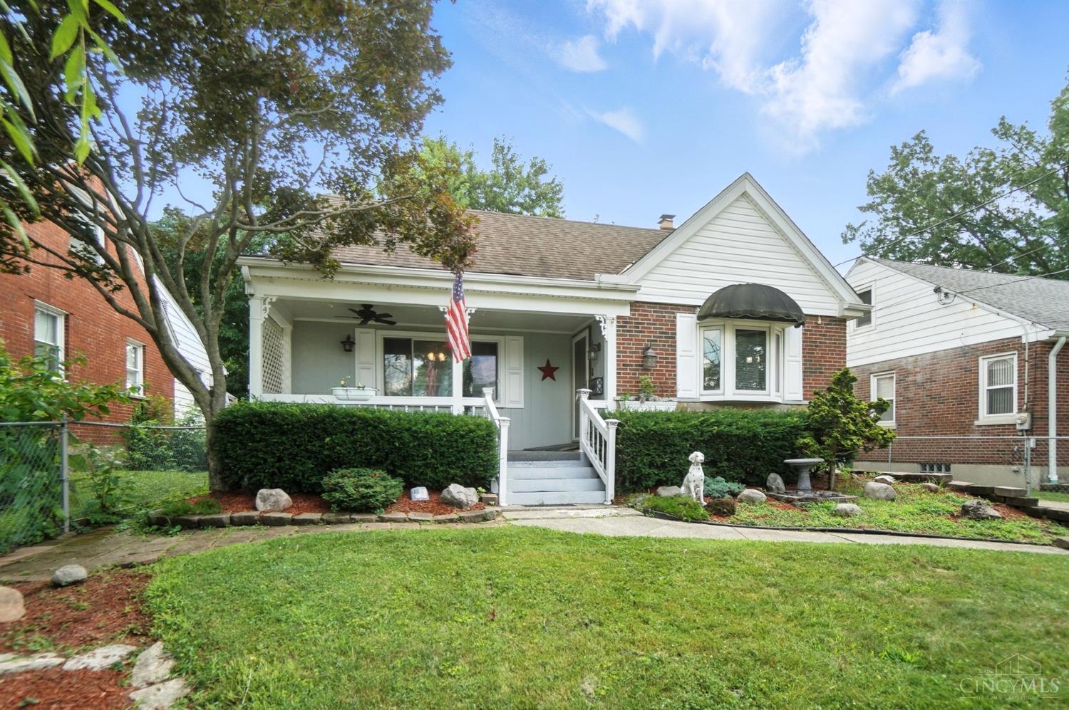 Property Photo: 3760 Feldkamp Avenue OH 45211