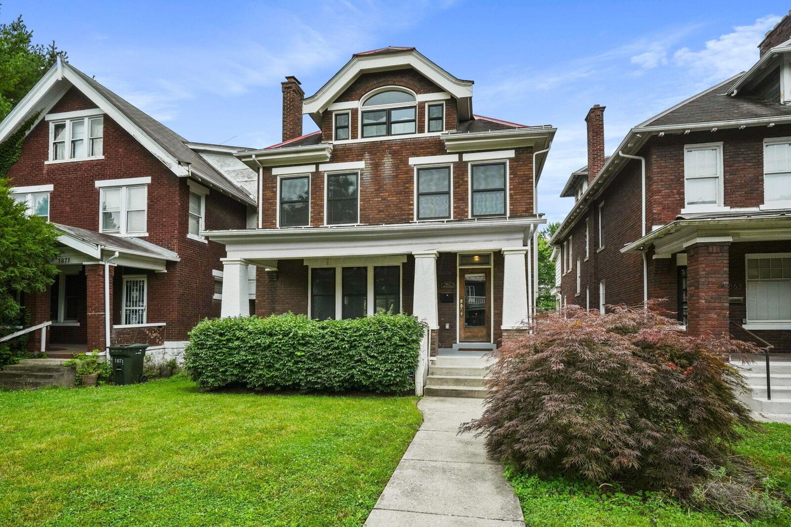 Property Photo:  1867 Bryden Road  OH 43205 