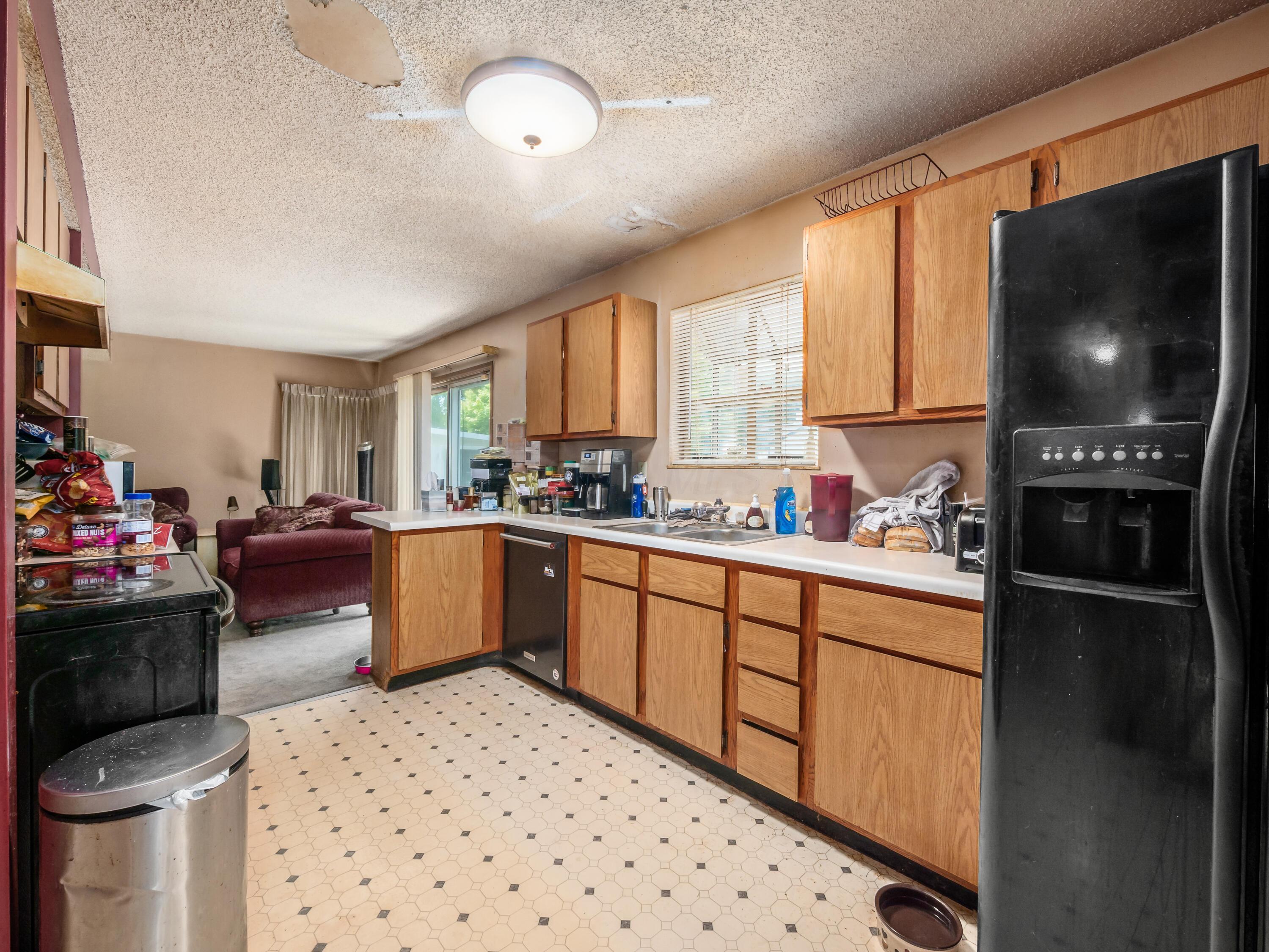 Property Photo: 2883 Castlebrook Avenue OH 43026