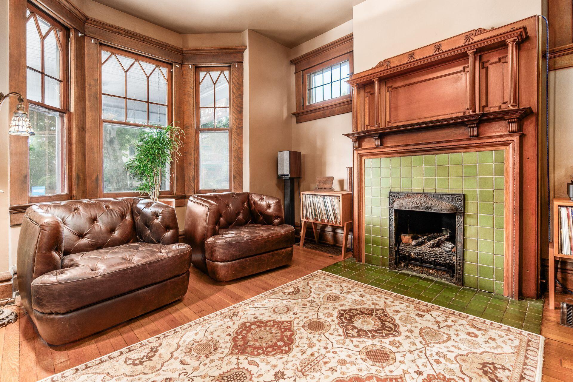 Property Photo: 1412 Bryden Road OH 43205