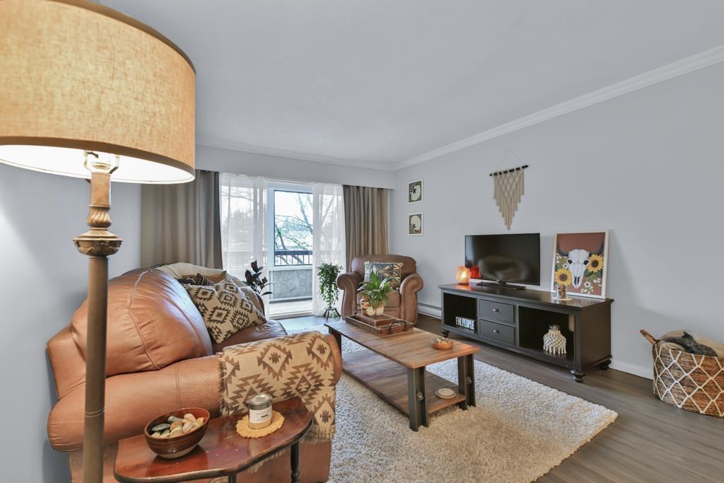 Property Photo:  2211 Clearbrook 215  BC V2T 2X4 