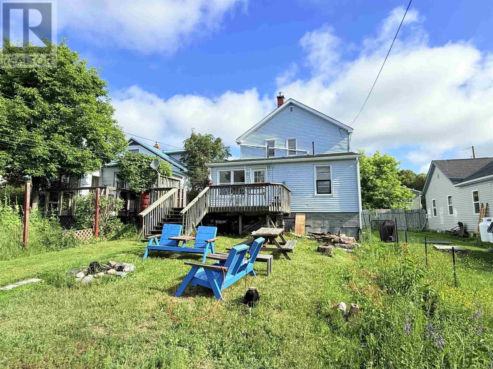 Property Photo: 19 King St ON P8T 1C8