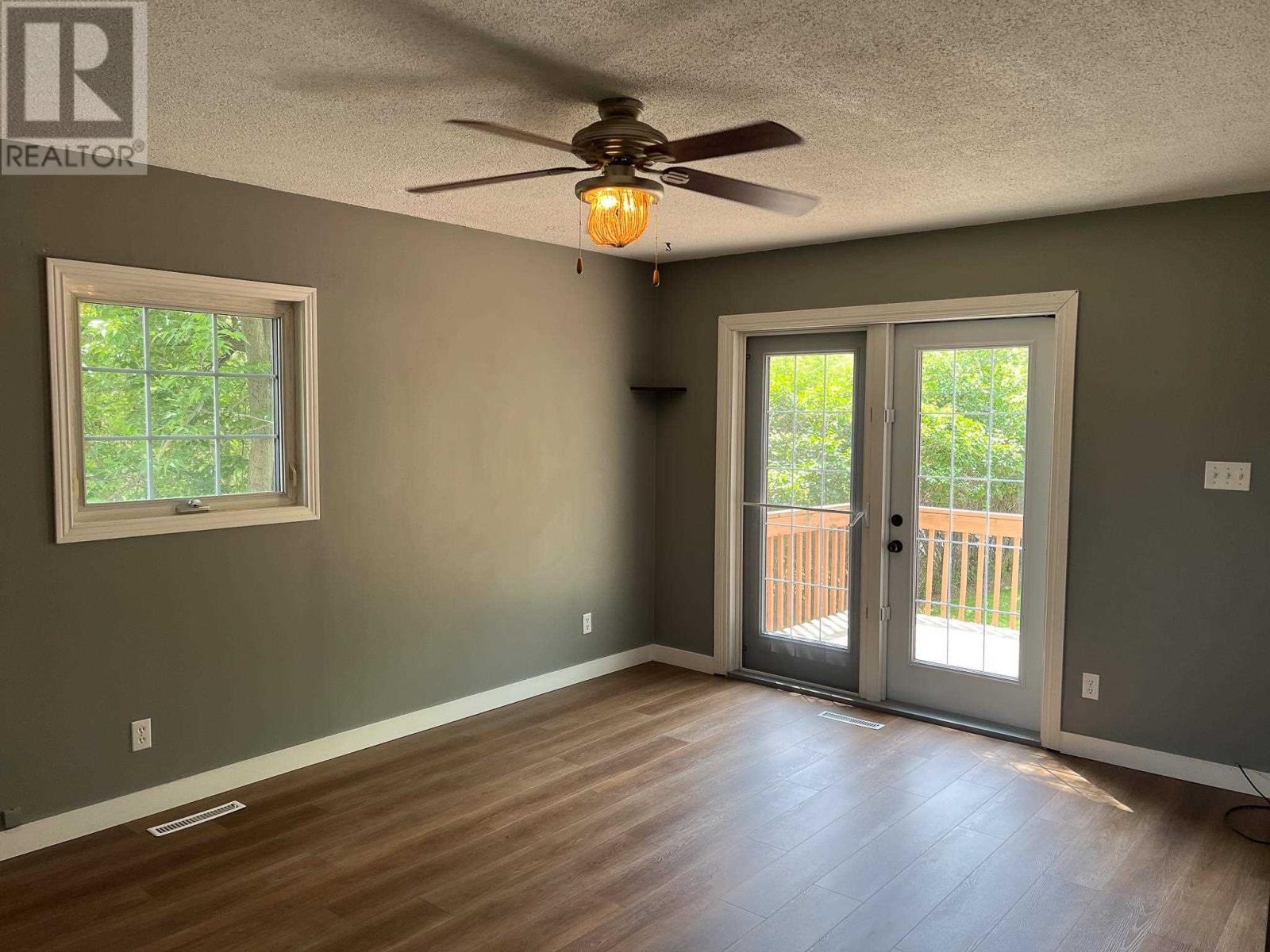 Property Photo: 7 Mascott Ave ON P9N 3A1