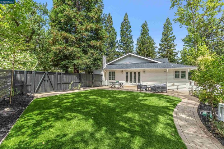 Property Photo: 195 Whispering Trees Ln CA 94526