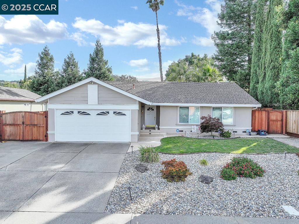 Property Photo: 9757 Davona Dr CA 94583