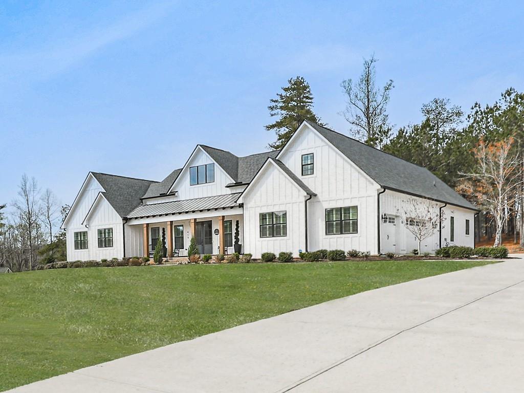 Property Photo: 415 London Road GA 30107