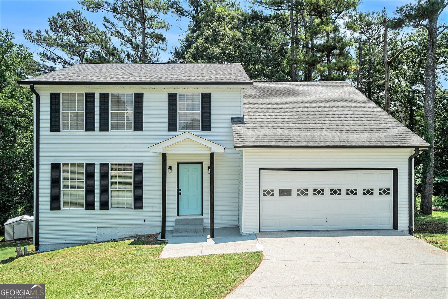 Property Photo: 7117 Stonebrook Cove GA 30058