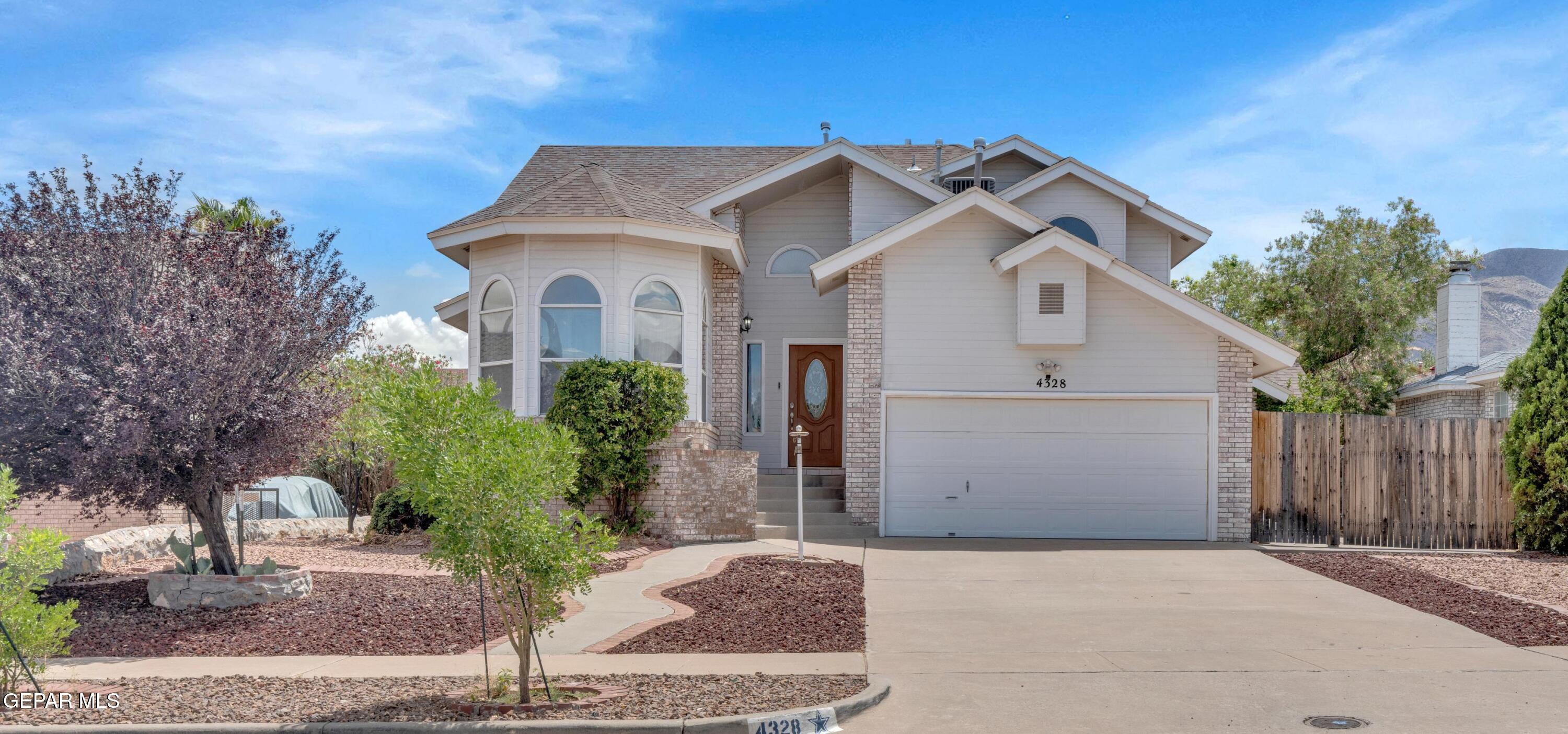 4328 Loma Alegre Drive  El Paso TX 79934 photo