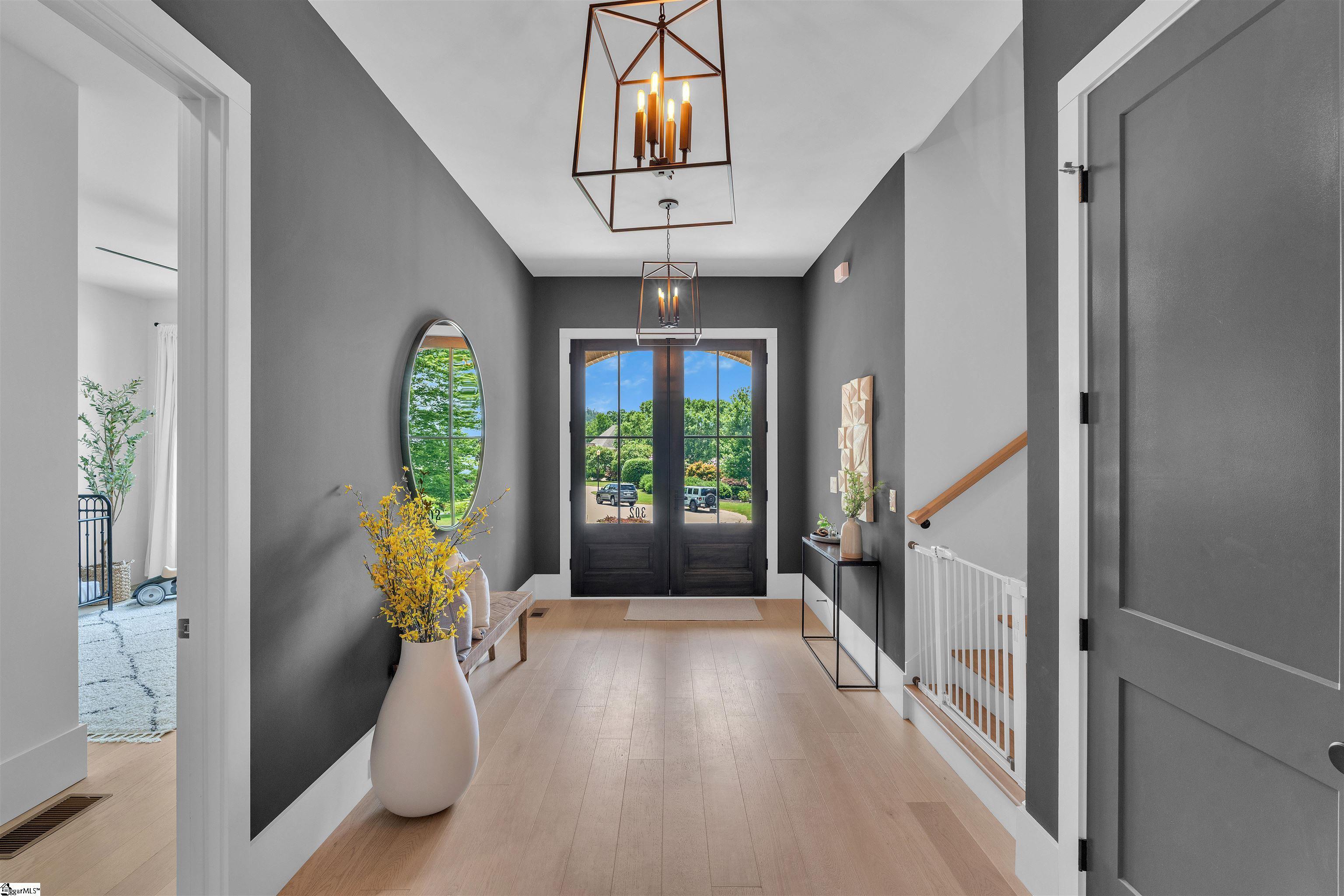 Property Photo: 302 Capri Court SC 29609