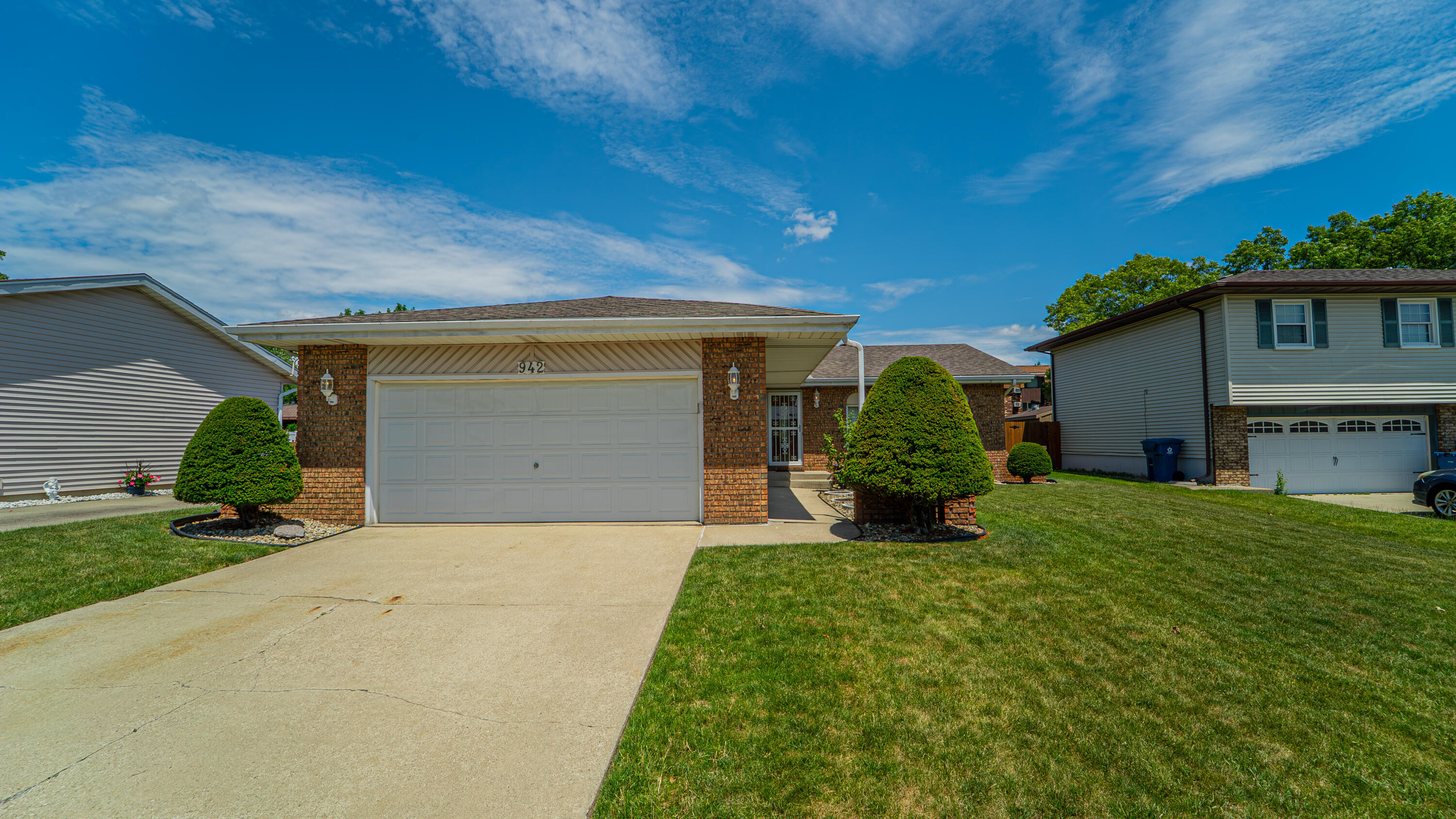 Property Photo: 942 High Ridge Drive IN 46375