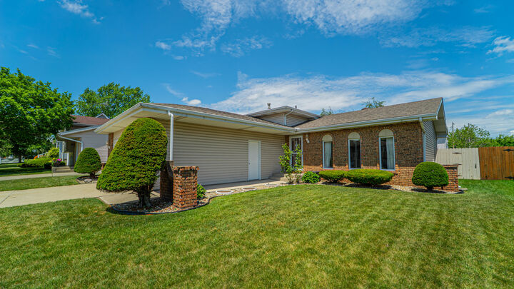 942 High Ridge Drive  Schererville IN 46375 photo