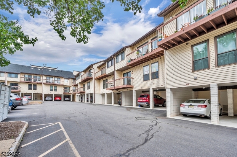 Property Photo: 3005 Revere Ct NJ 08844