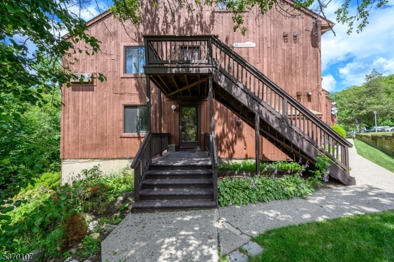 7 Arapahoe Dr 11  Vernon Twp. NJ 07462 photo