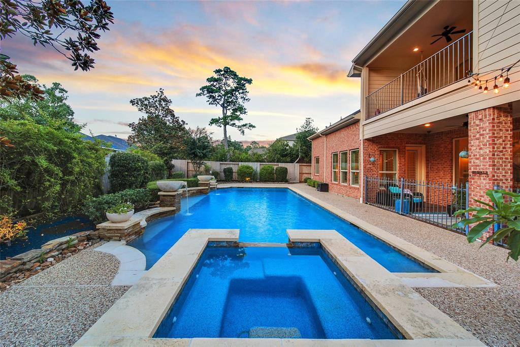 Property Photo: 5902 Royal Hill Court TX 77345