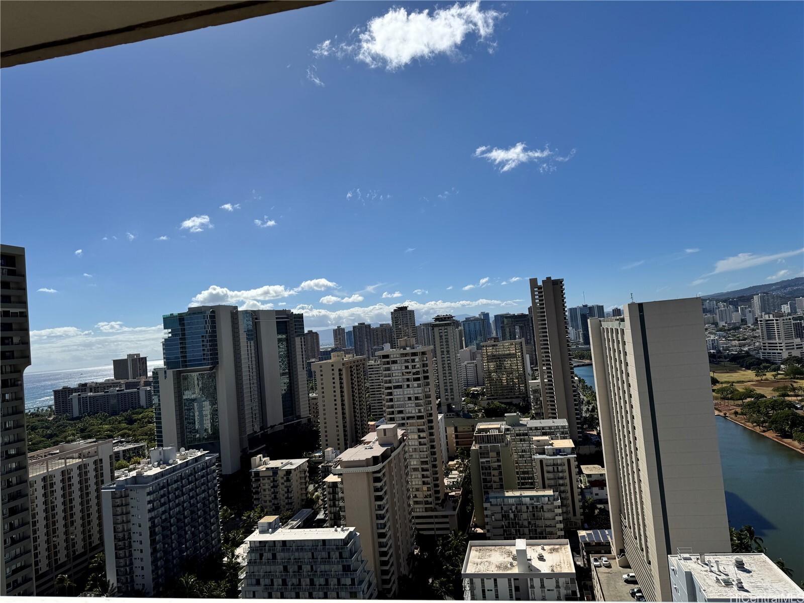 Property Photo: 445 Seaside Avenue 3516 HI 96815