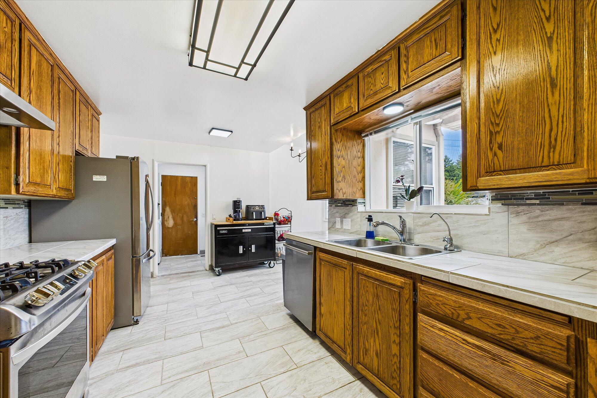 Property Photo:  4290 Fairway Drive  CA 95503 