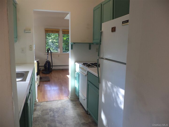 Property Photo: 20 Oakwood Trail N NY 10950