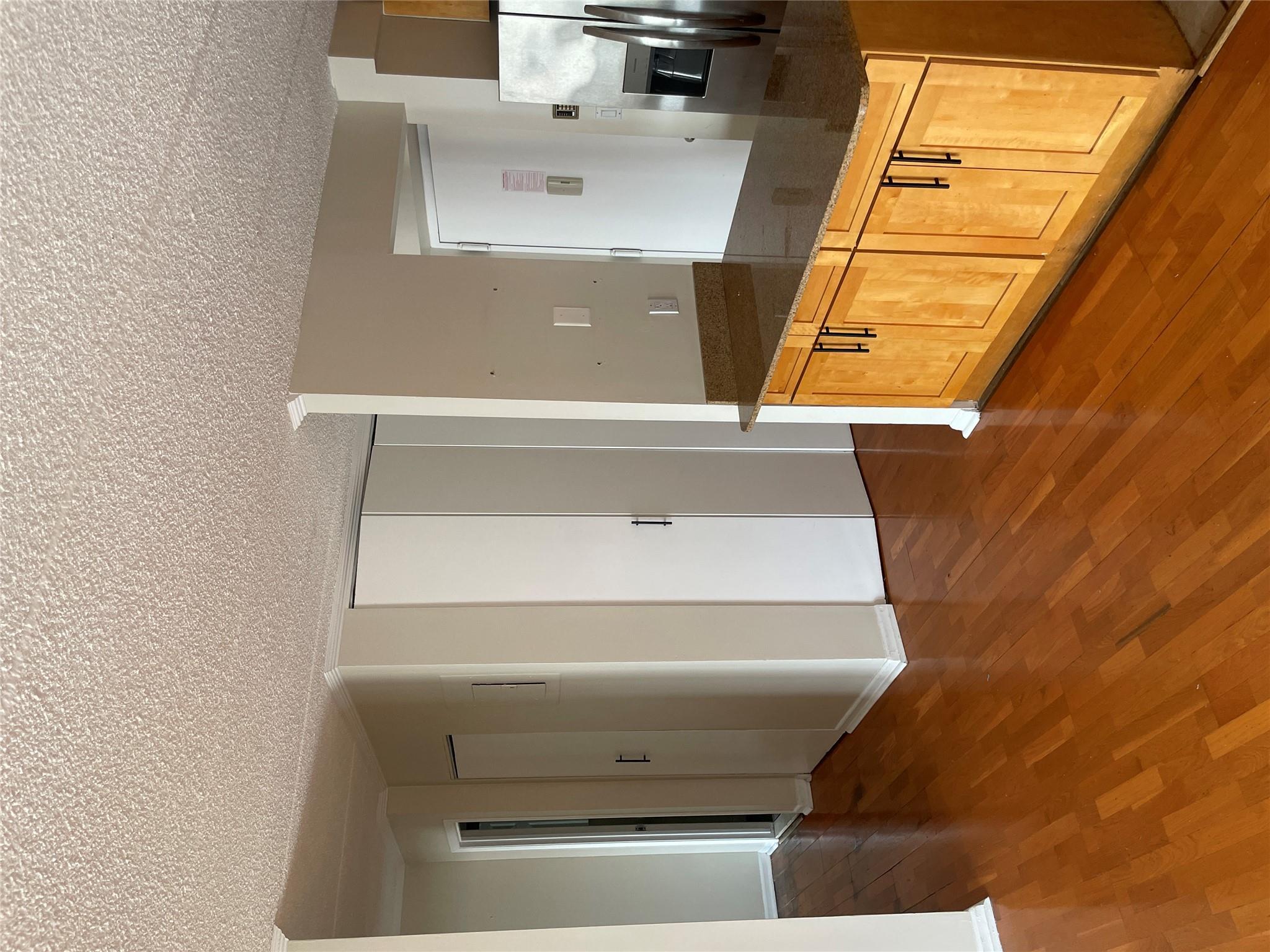 Property Photo: 3220 Fairfield Avenue 6D NY 10463
