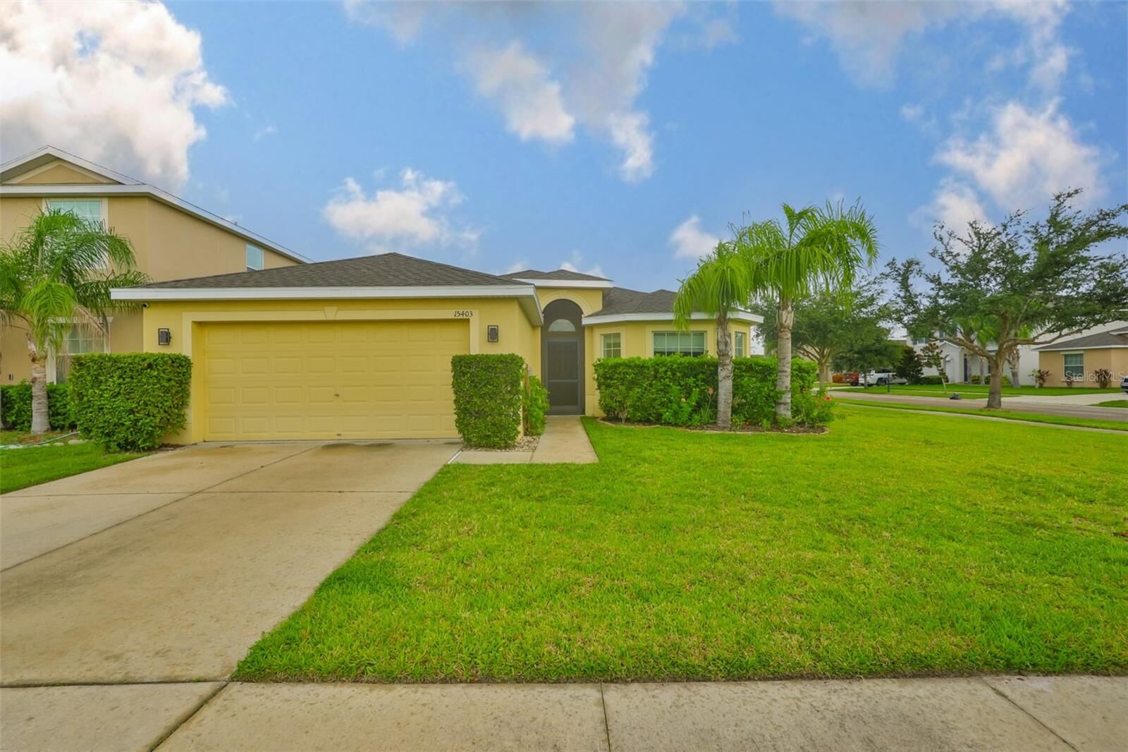 Property Photo:  15403 Fire Rock Place  FL 33573 