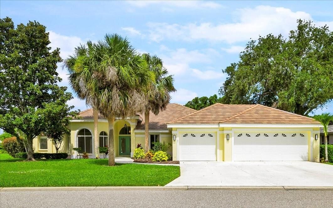 Property Photo:  4724 White Tail Lane  FL 34238 