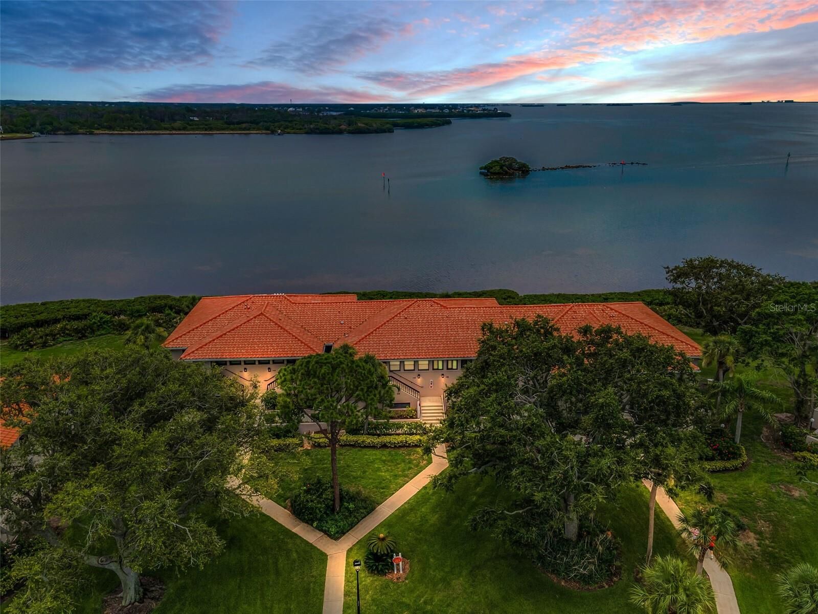 Property Photo: 1813 Mariner Drive 146 FL 34689