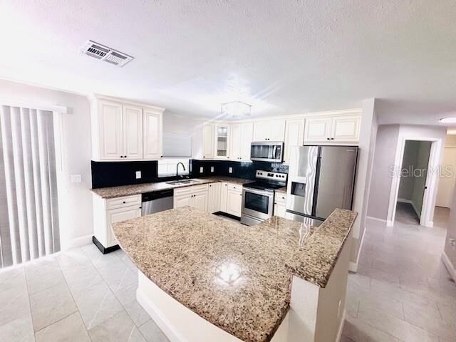 Property Photo:  3502 Bloomingdale Avenue  FL 33596 