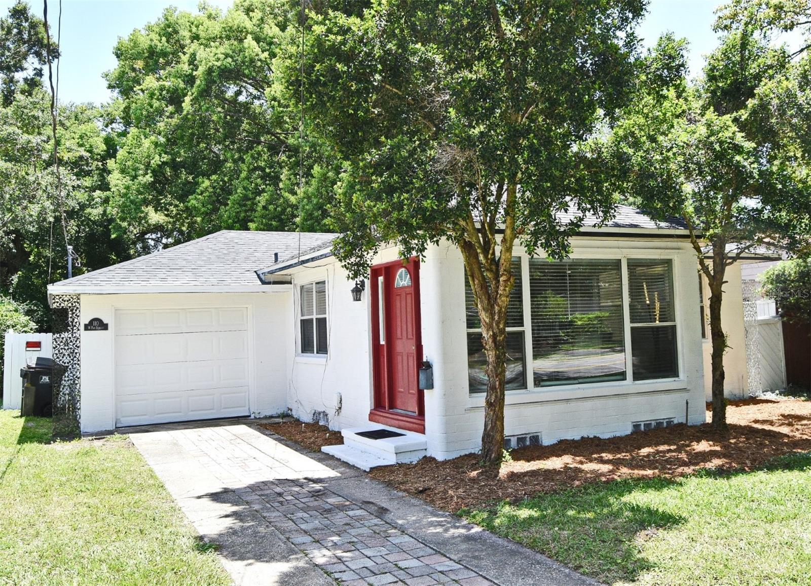Property Photo: 110 W Par Street FL 32804