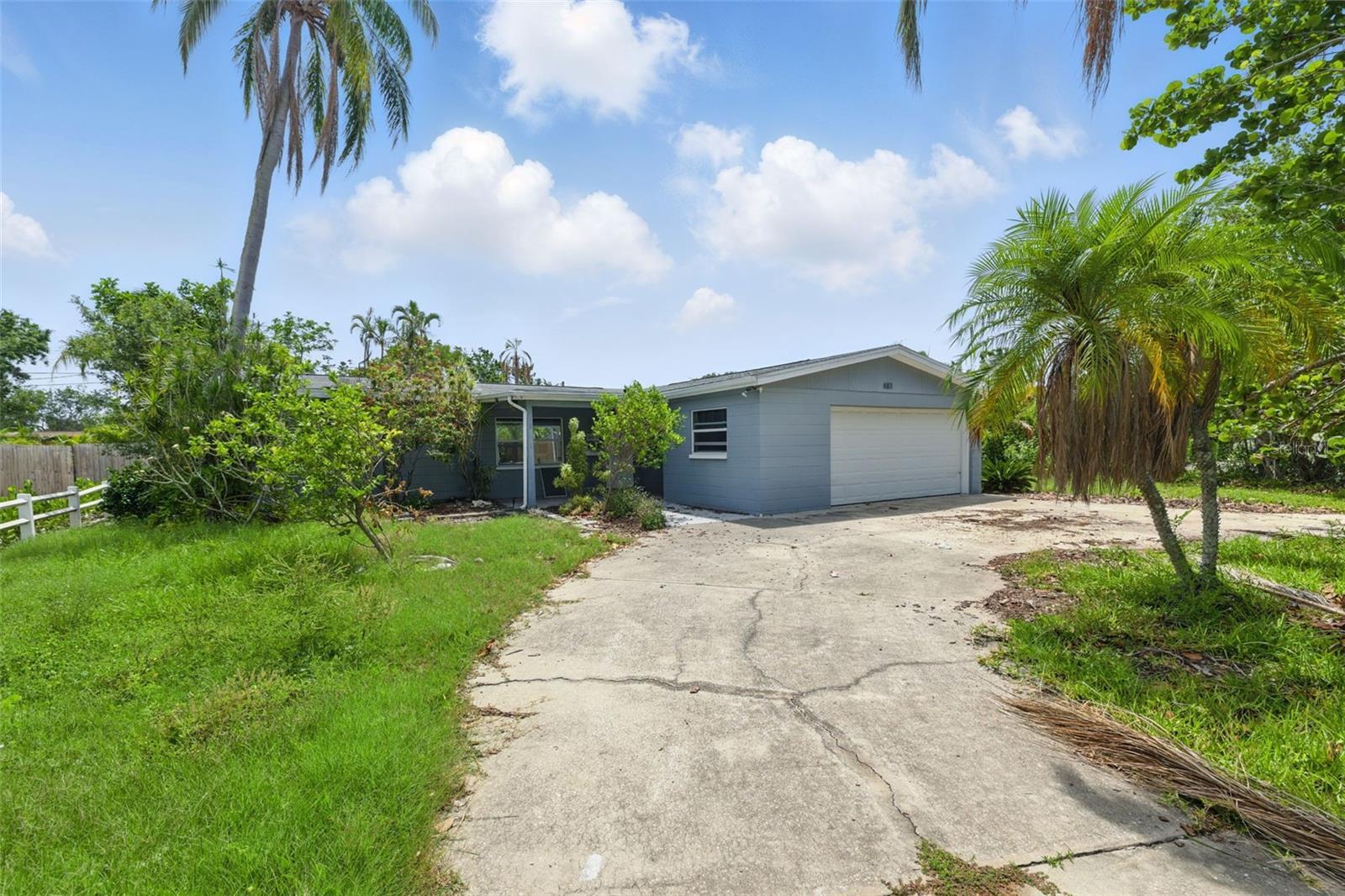Property Photo: 4101 Shore Acres Boulevard NE FL 33703