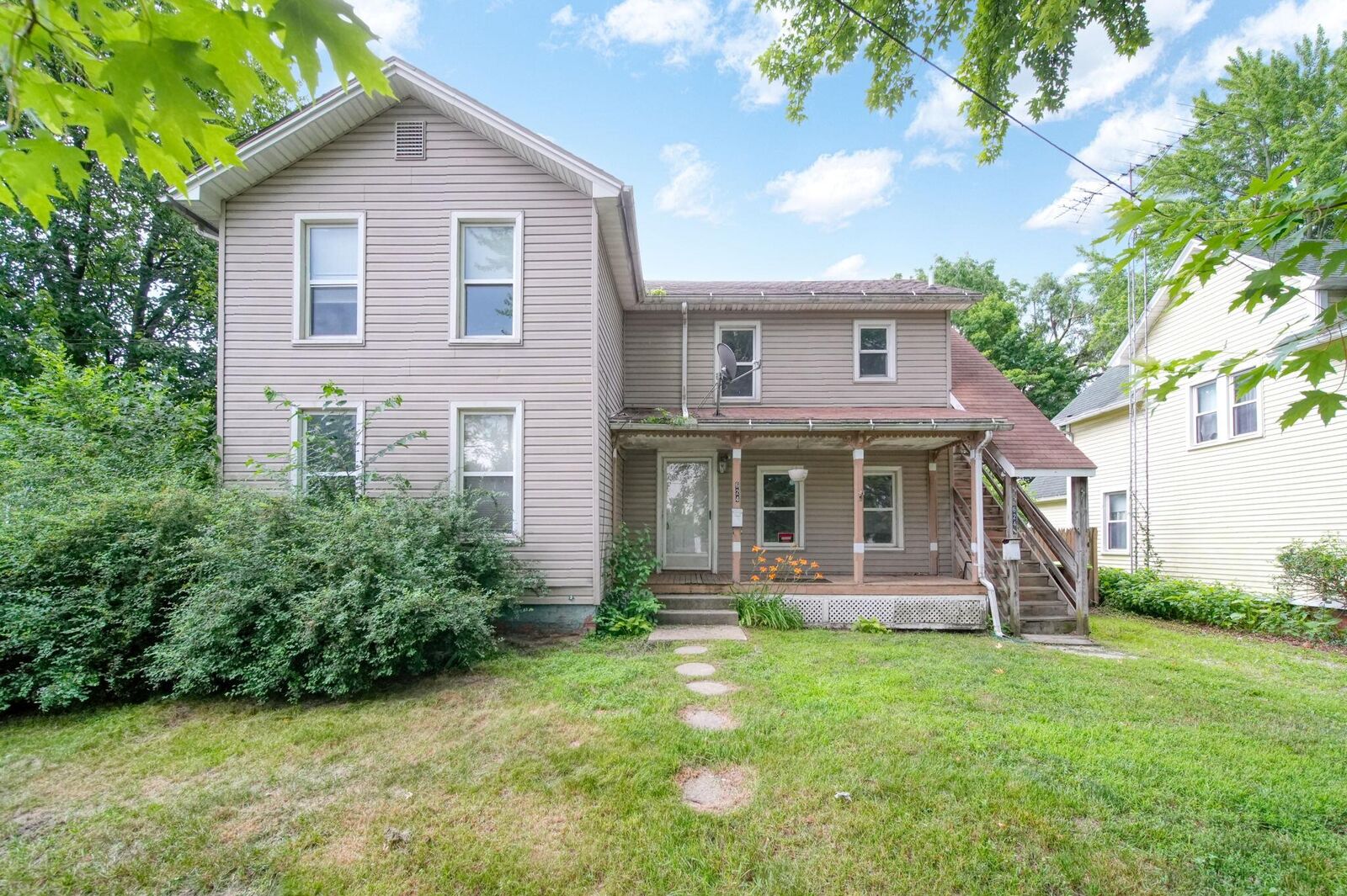 Property Photo:  624 N Broad Street  MI 49221 