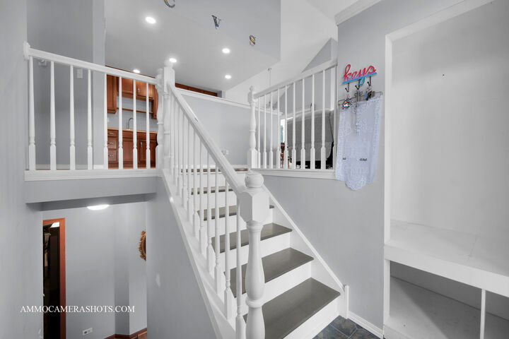 Property Photo: 840 Clover Lane IL 60140