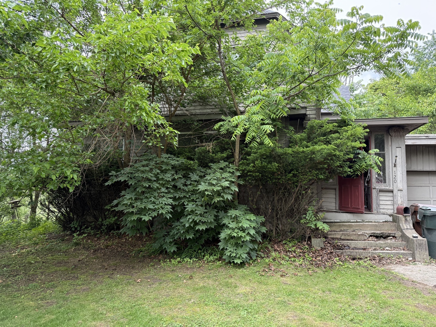 Property Photo: 120 S Wabash Avenue IL 60425