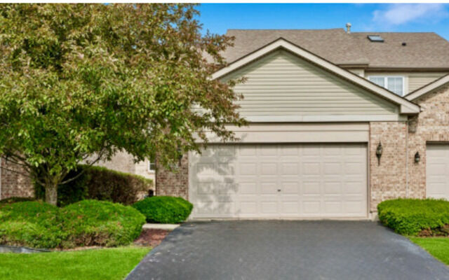 Property Photo:  105 Iliad Drive  IL 60477 