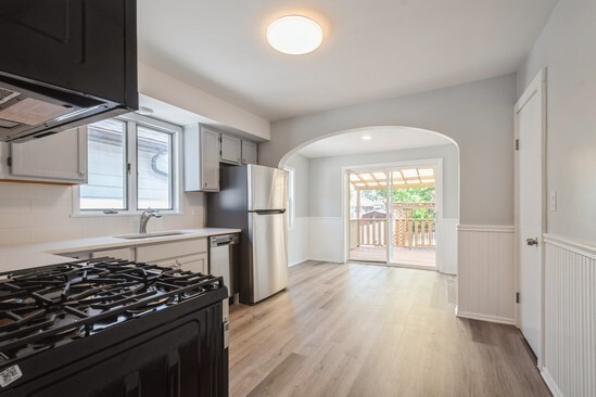 Property Photo: 3131 N Odell Avenue IL 60707