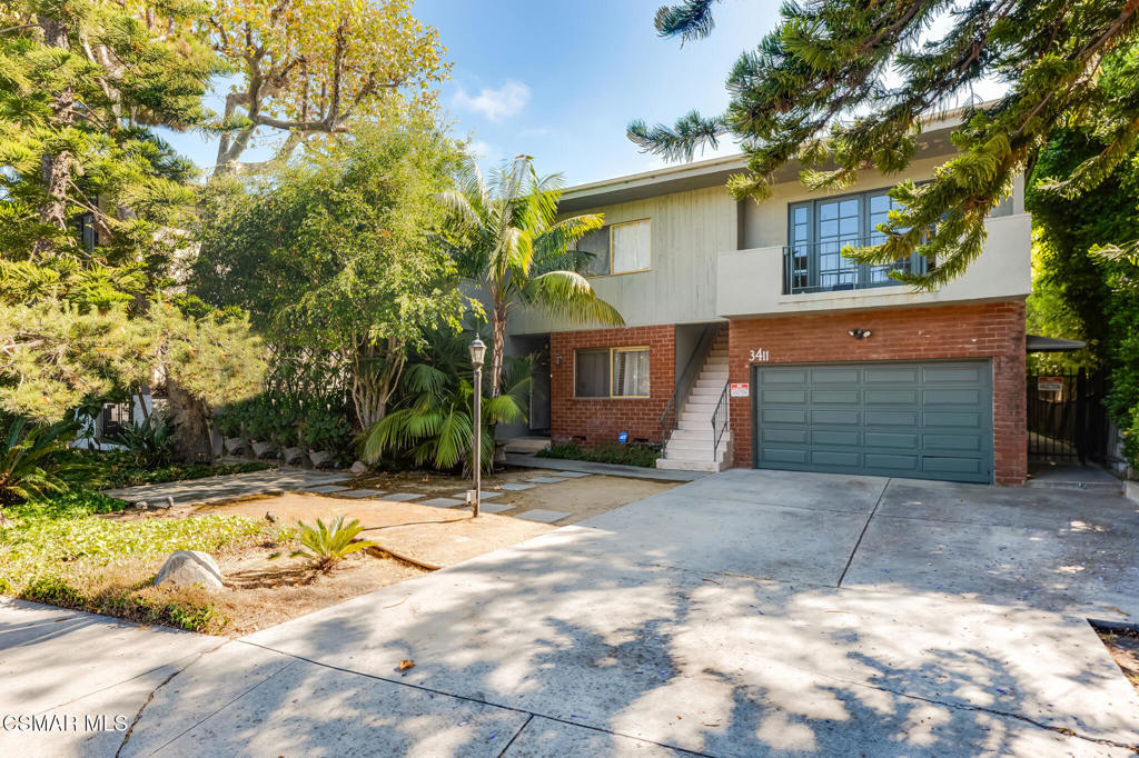 Property Photo: 3411 McLaughlin Avenue CA 90066