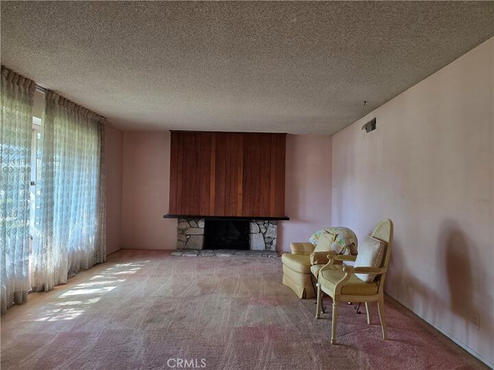 Property Photo:  2914 W Rogers Court  CA 92804 