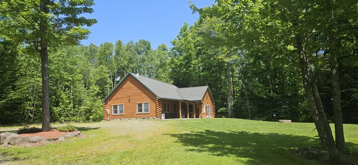 Property Photo: 2 S Sibley Drive ME 04924