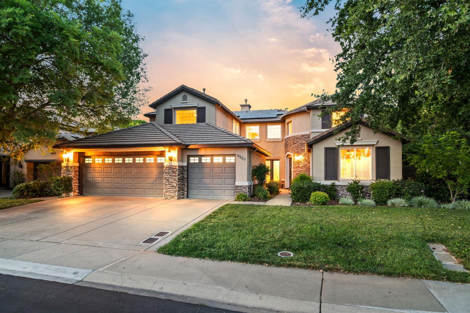 Property Photo:  4907 Village Green Drive  CA 95762 