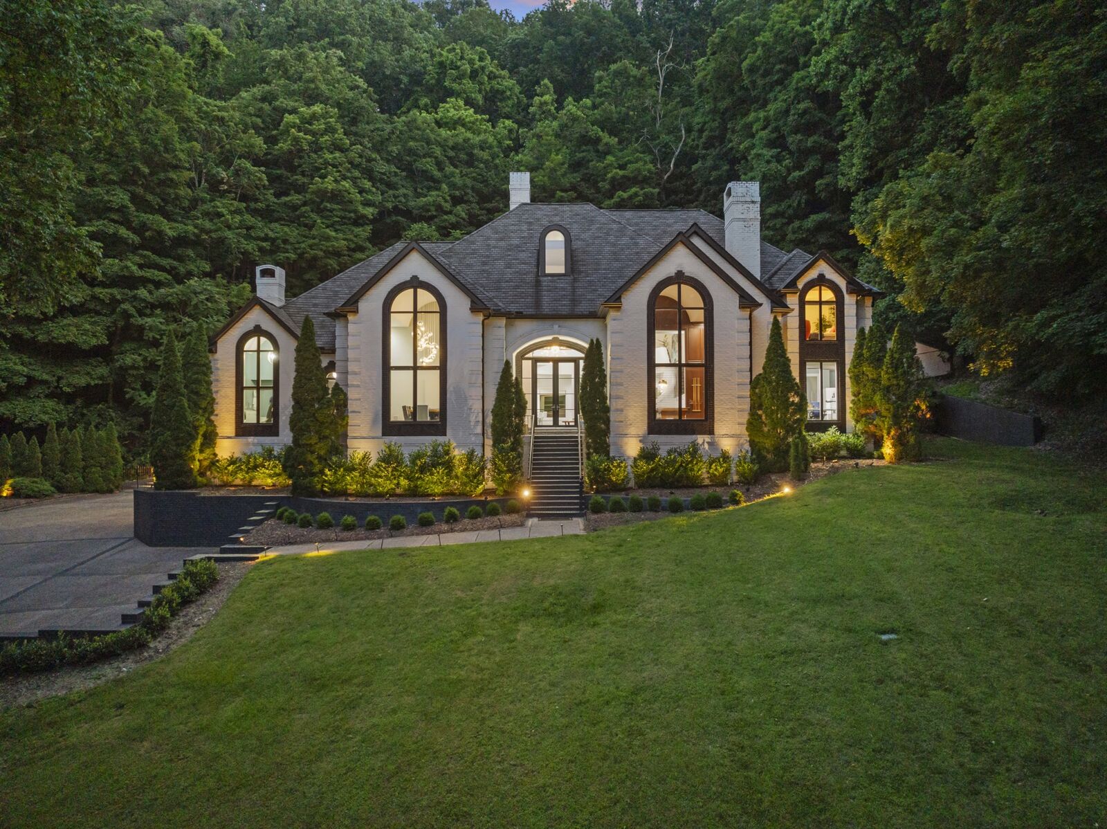 Property Photo: 31 Annandale TN 37215