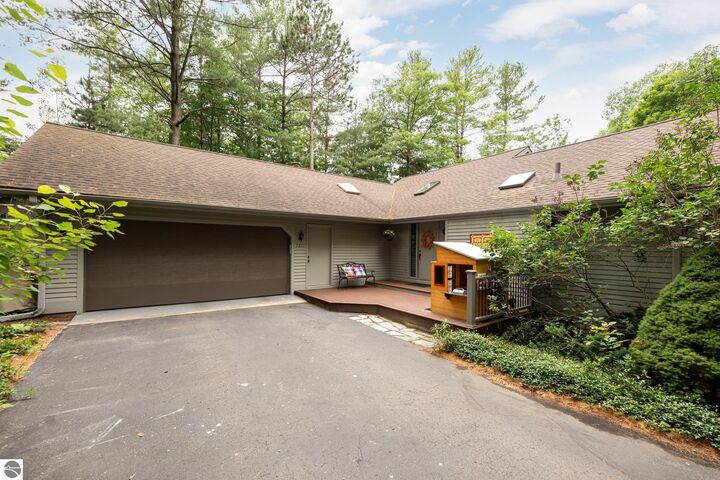 Property Photo: 7211 Logan Lane MI 49686