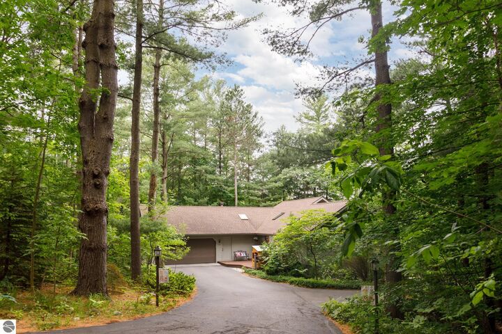Property Photo:  7211 Logan Lane  MI 49686 